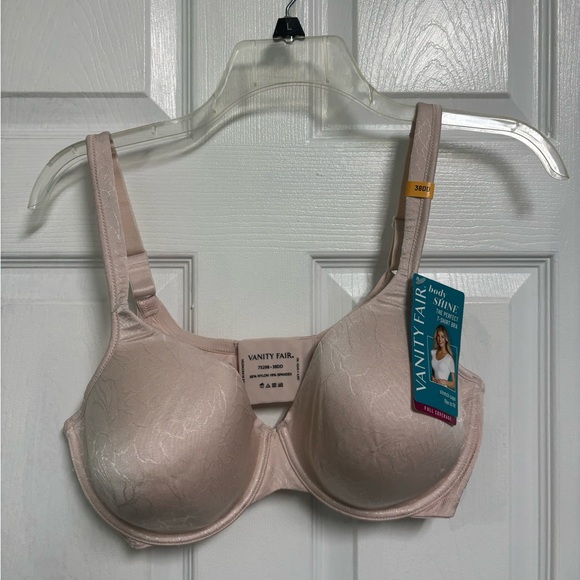 Vanity Fair Other - Vanity Fair Pale Blush Full Coverage Underwire Bra 38DD NEW